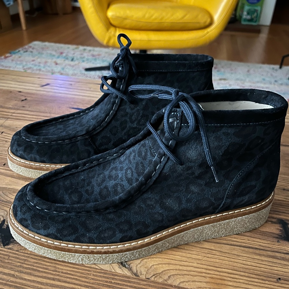 Sundance Desert Shoes Women Size 40